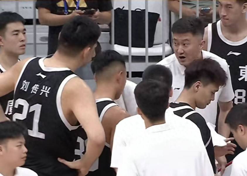  赛地聚焦：NBA常规赛关键时刻热度飙升；山东男篮止住颓势；球迷炸锅；资深球员宣示担当